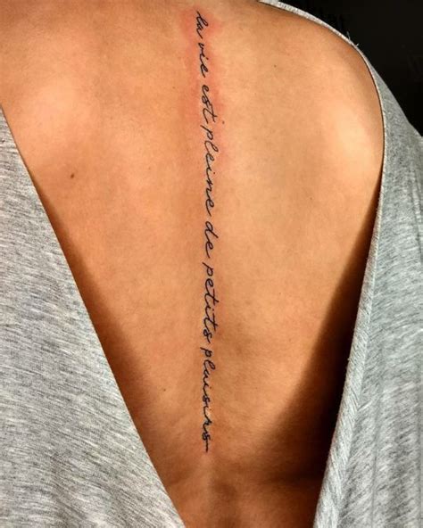 Las 55 mejores frases para tatuarse en la espalda, el。